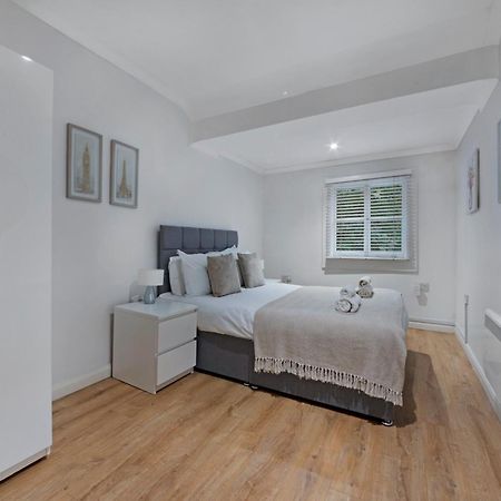 2 Bed Piccadilly Apartment 4 Лондон Екстер'єр фото