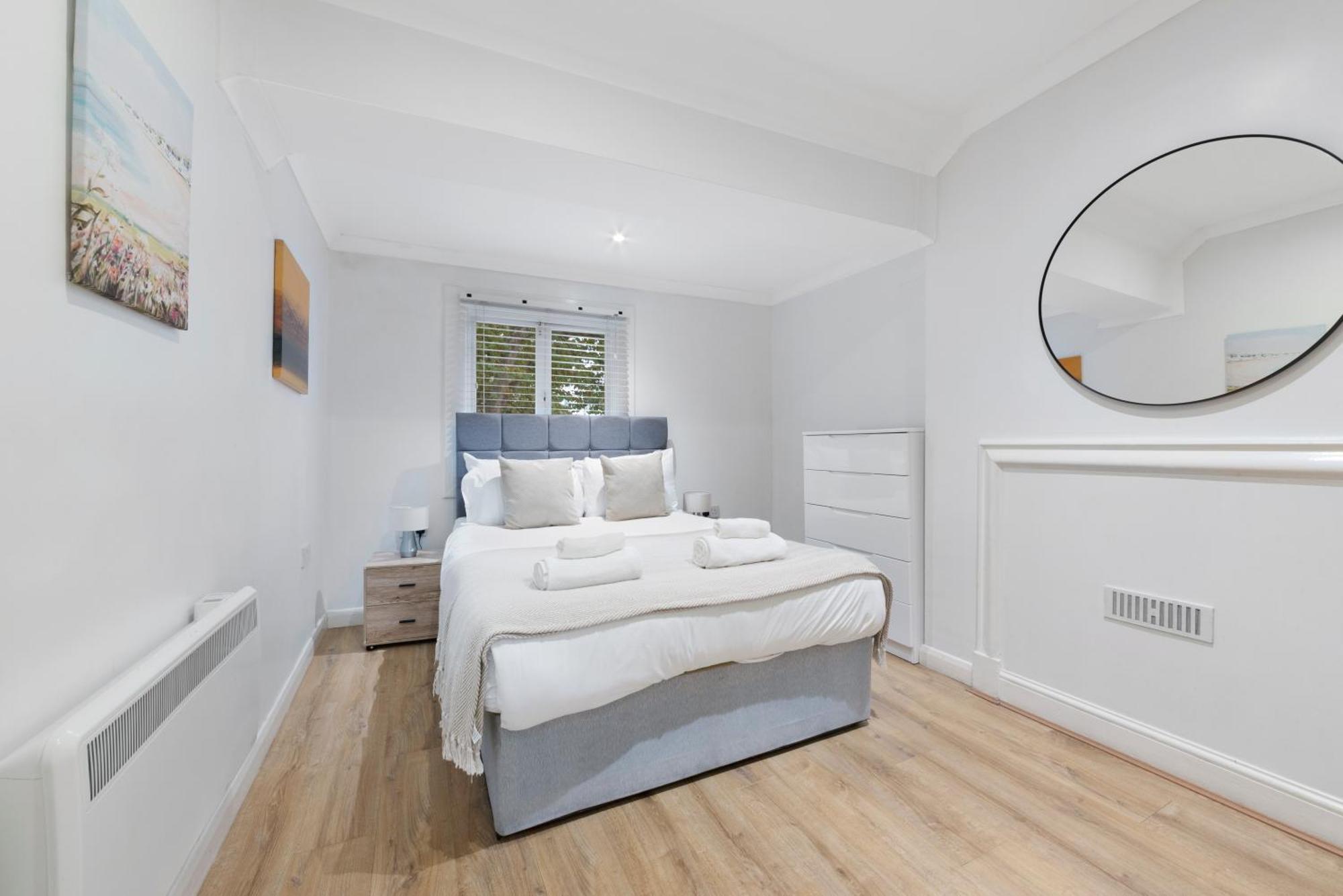 2 Bed Piccadilly Apartment 4 Лондон Екстер'єр фото