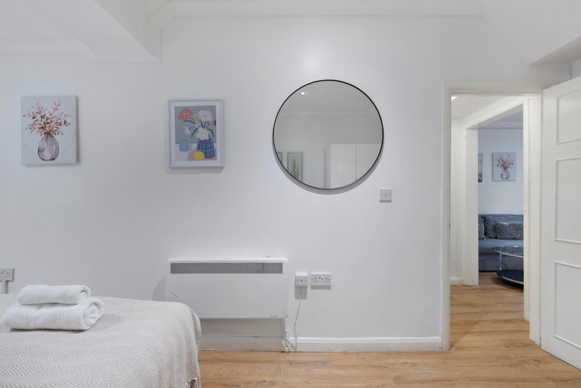 2 Bed Piccadilly Apartment 4 Лондон Екстер'єр фото
